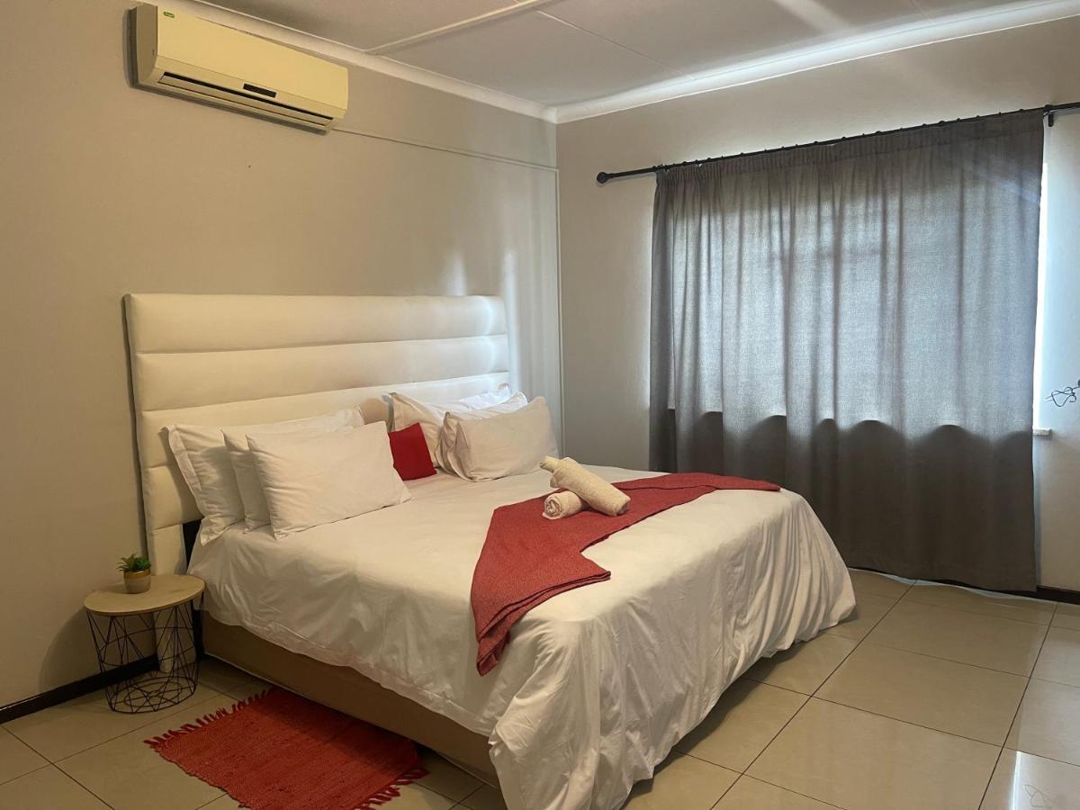 Ethithiya Boutique Guesthouse Windhoek Bagian luar foto