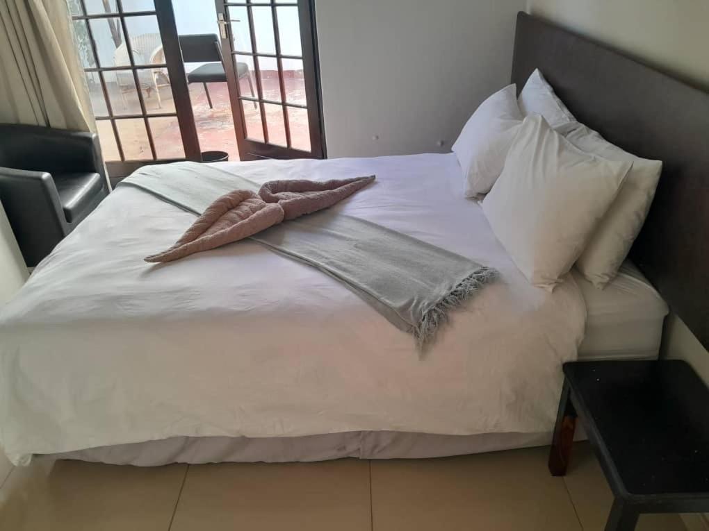 Ethithiya Boutique Guesthouse Windhoek Bagian luar foto