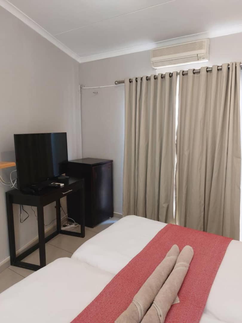 Ethithiya Boutique Guesthouse Windhoek Bagian luar foto