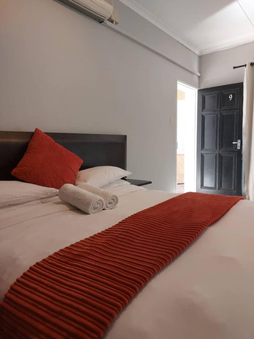 Ethithiya Boutique Guesthouse Windhoek Bagian luar foto