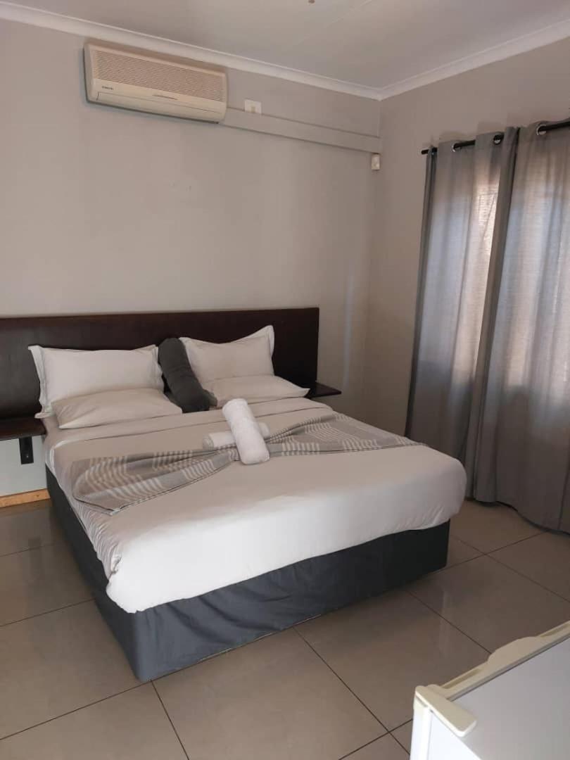 Ethithiya Boutique Guesthouse Windhoek Bagian luar foto