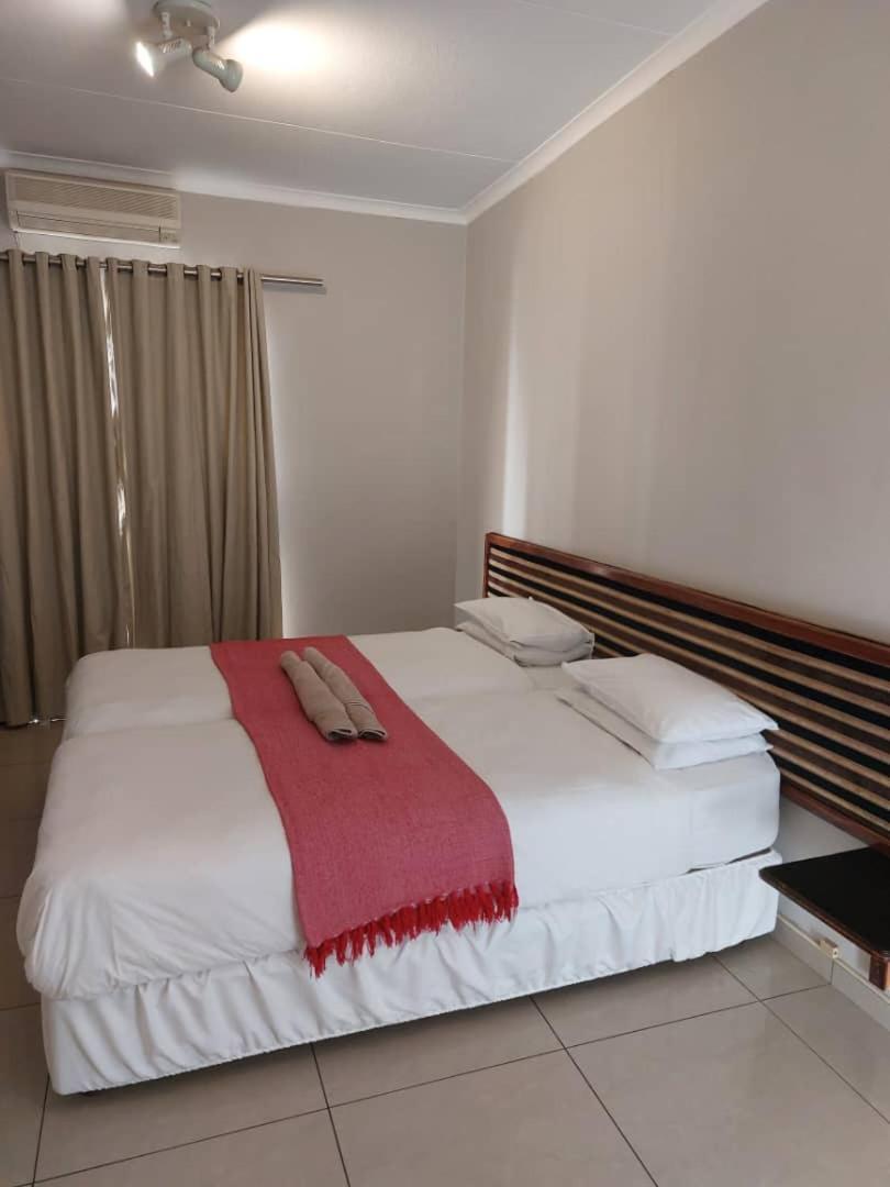 Ethithiya Boutique Guesthouse Windhoek Bagian luar foto